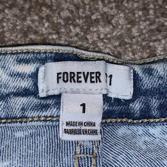 Forever 21 Straight Leg Acid Wash Jeans - Picture 4 of 4